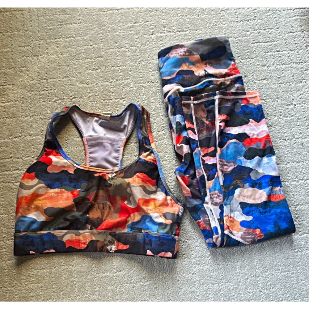Fabletics XL 2-Piece Camo Sports Bra & 7/8 Leggings Set Stretch